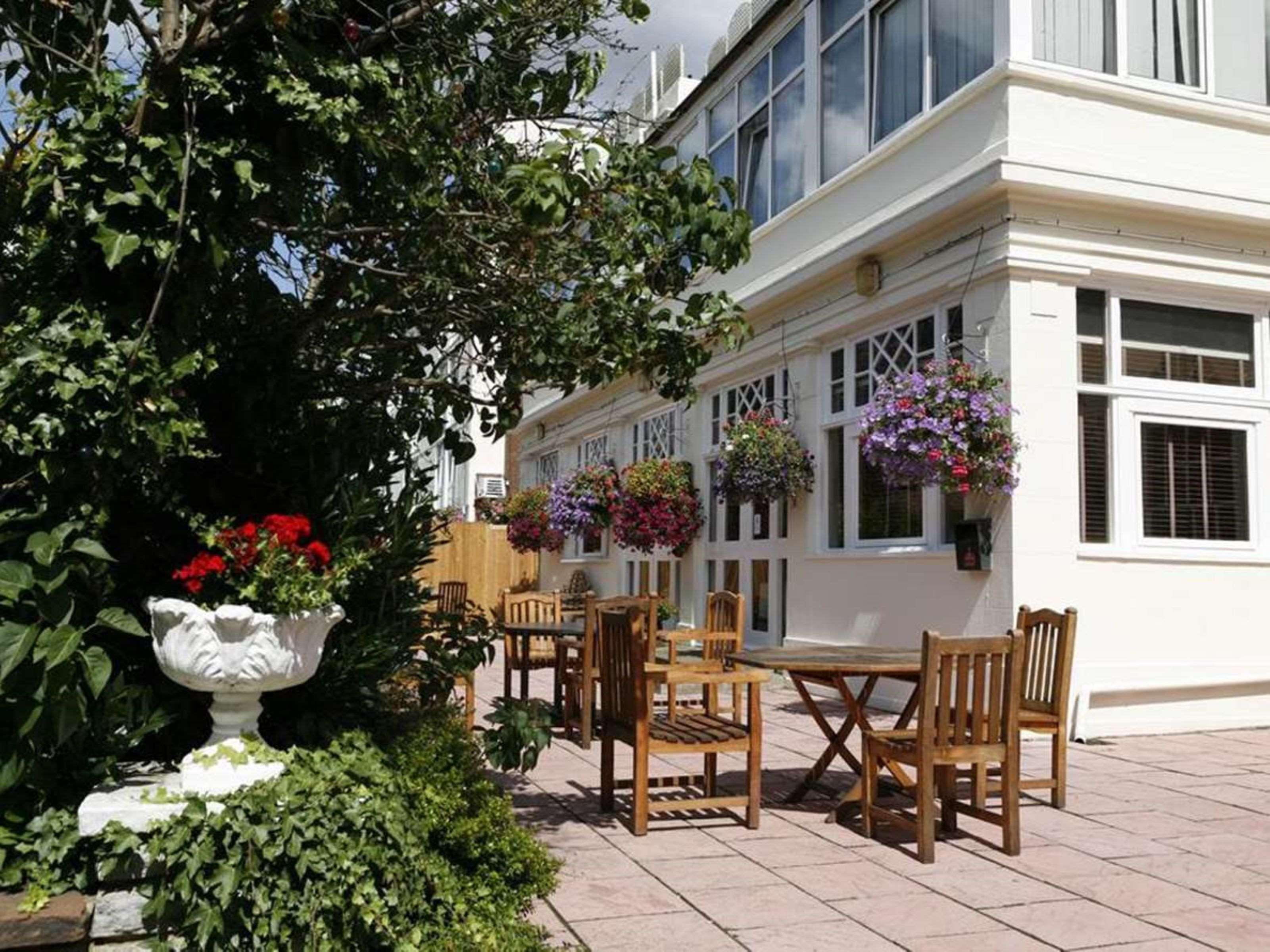 London Croydon Aerodrome Hotel, BW Signature Collection Exterior foto