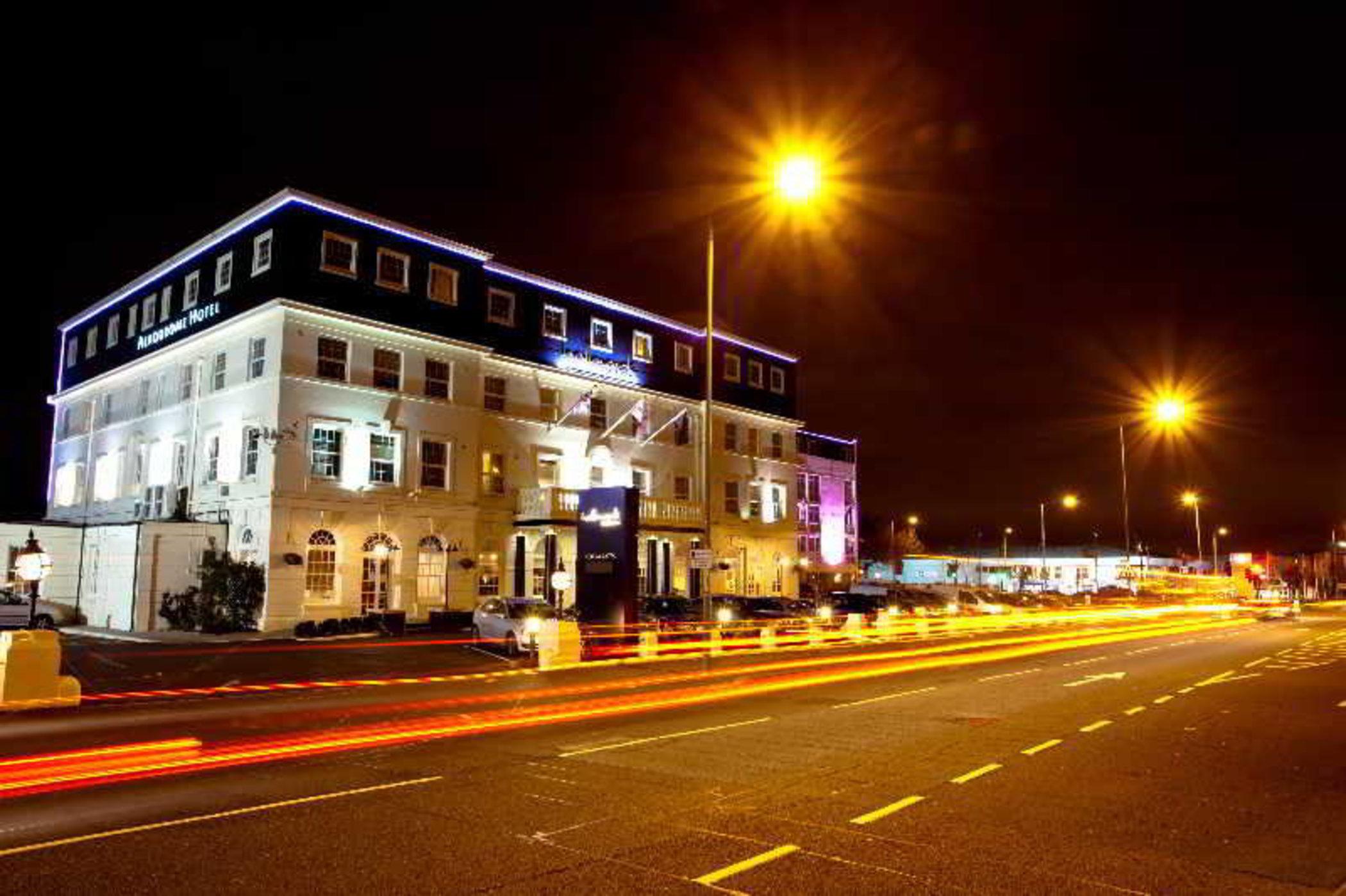 London Croydon Aerodrome Hotel, BW Signature Collection Exterior foto