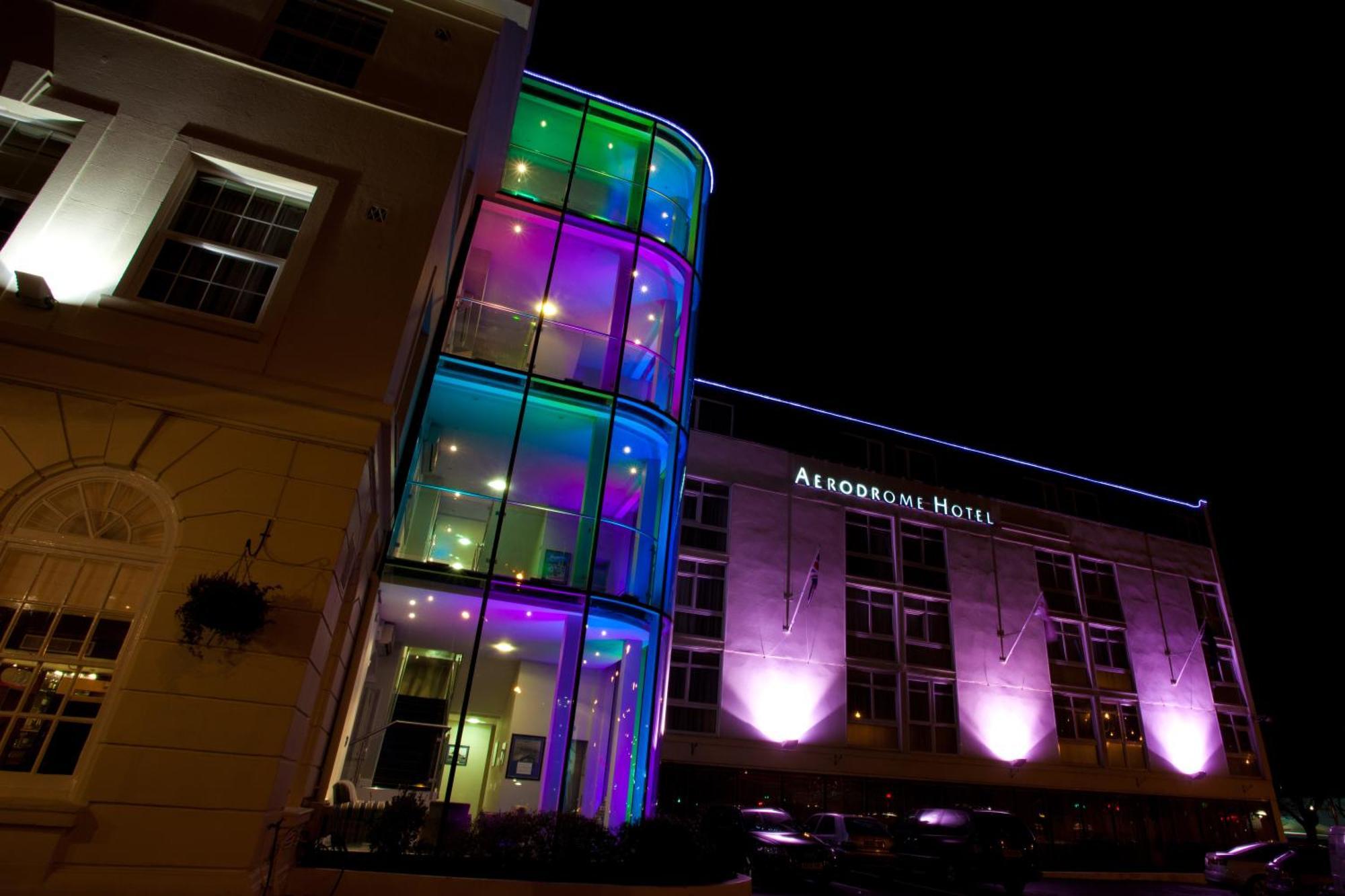 London Croydon Aerodrome Hotel, BW Signature Collection Exterior foto