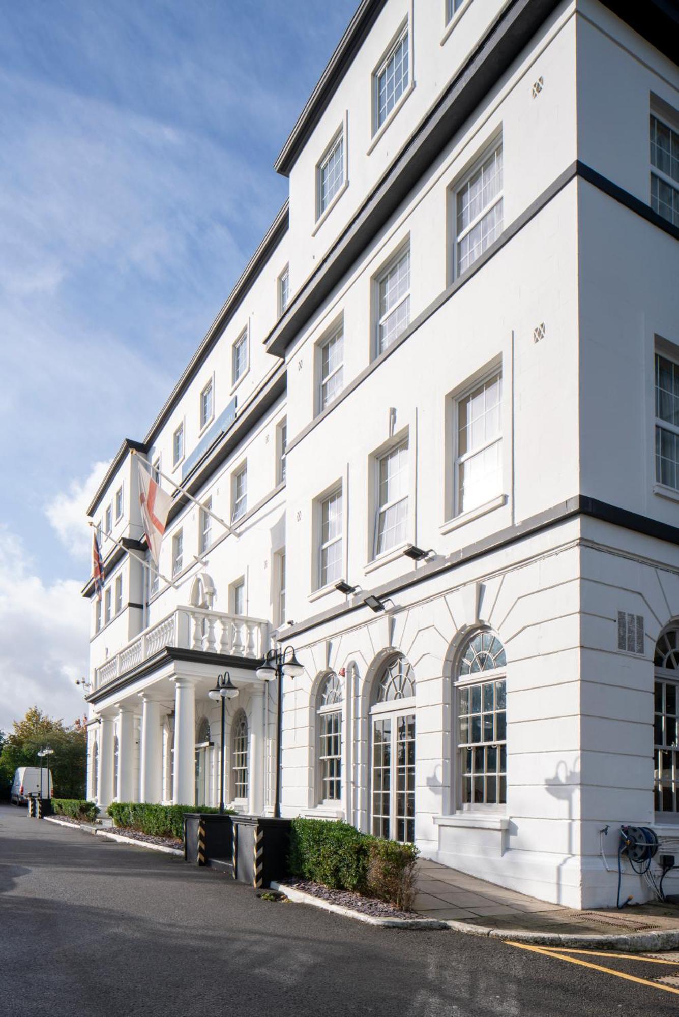 London Croydon Aerodrome Hotel, BW Signature Collection Exterior foto