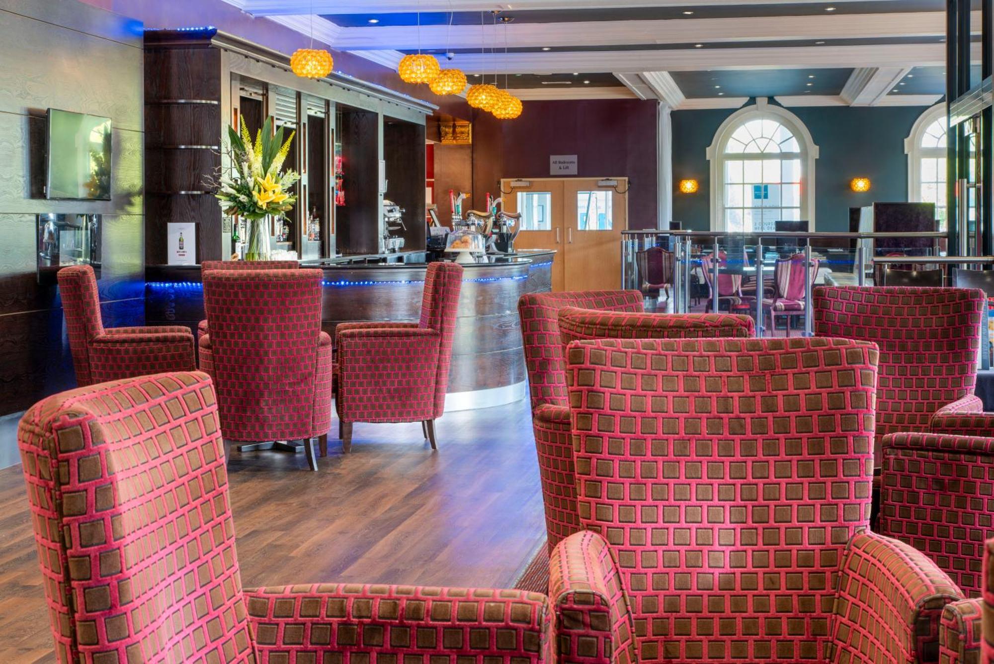 London Croydon Aerodrome Hotel, BW Signature Collection Exterior foto